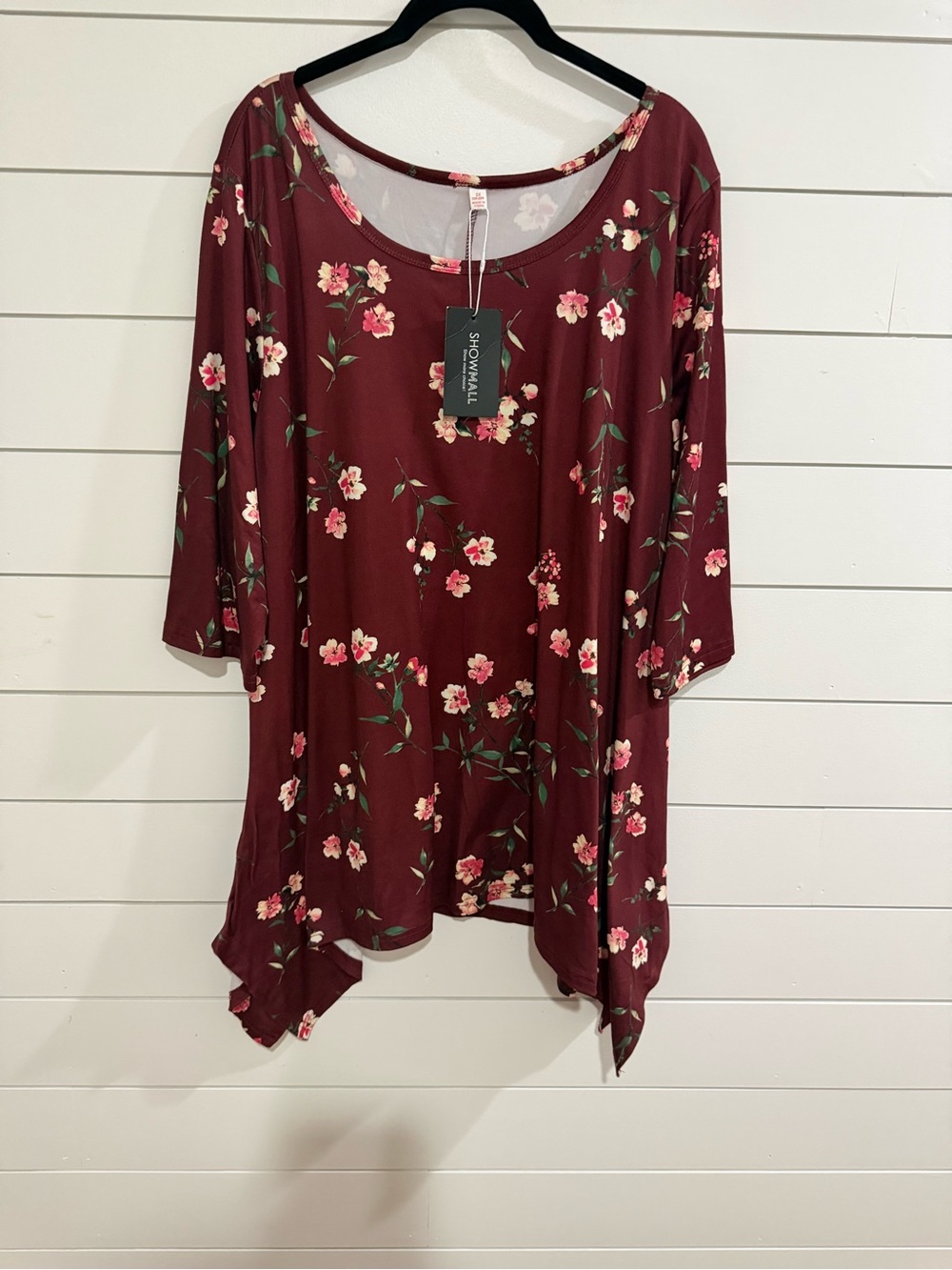 Floral Scoop-Neck Tunic in Burgundy